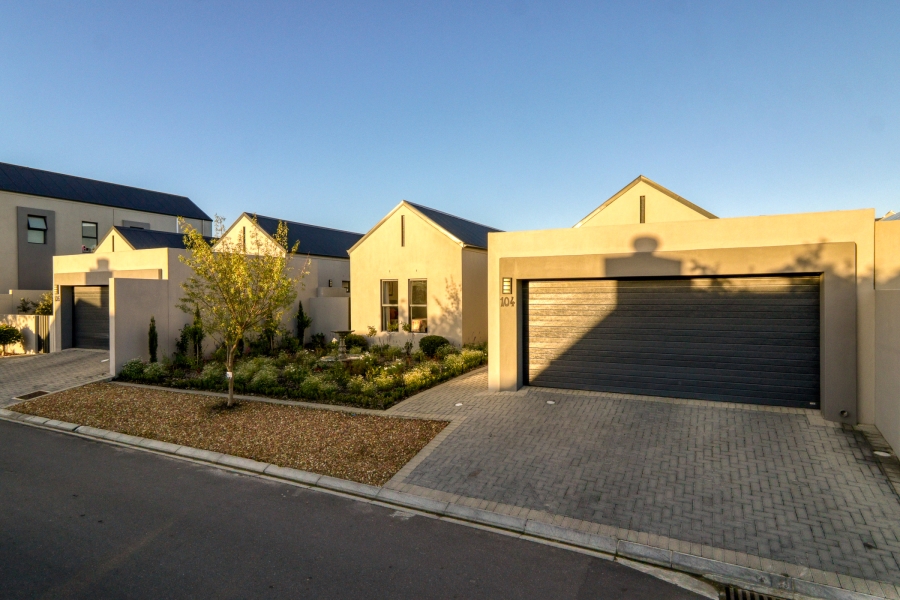 3 Bedroom Property for Sale in Aan de Wijnlanden Western Cape